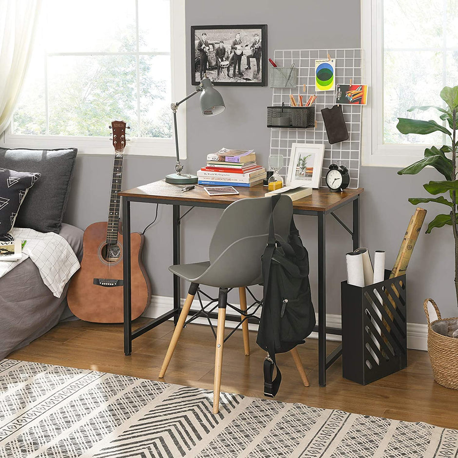 Skrivbord – Vintage finish – Stålram – Brun/svart