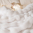 Lyxig – Konstpälsfilt Fluffig Plysch Kaninpäls Bubbel – 178 x 203 cm – Beige