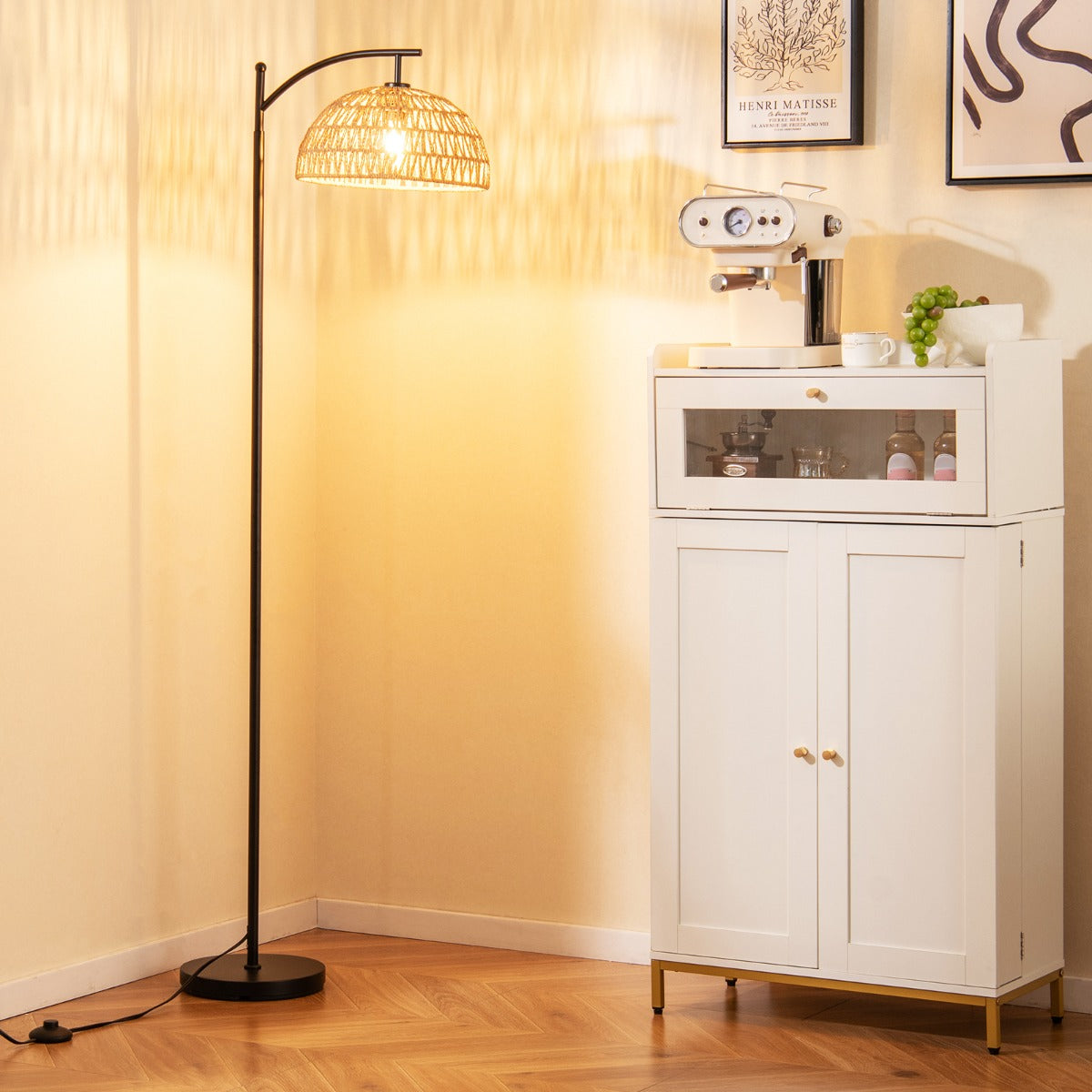 Golvlampa – med hängande lampskärm och fotströmbrytare E27 sockel – 160 cm – Svart