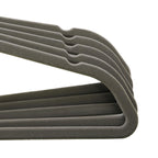 Uppsättning av 100 klädhängare