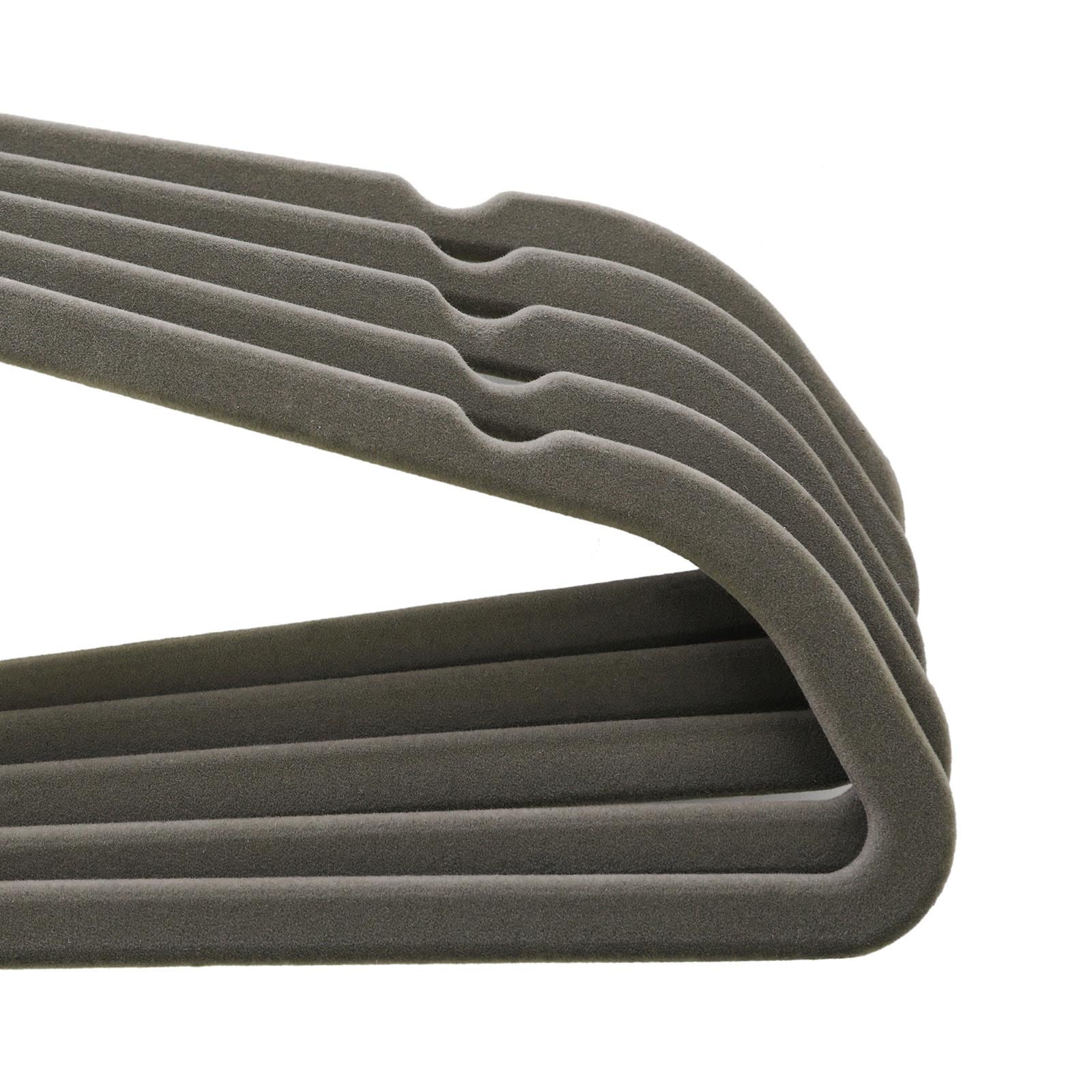 Uppsättning av 100 klädhängare