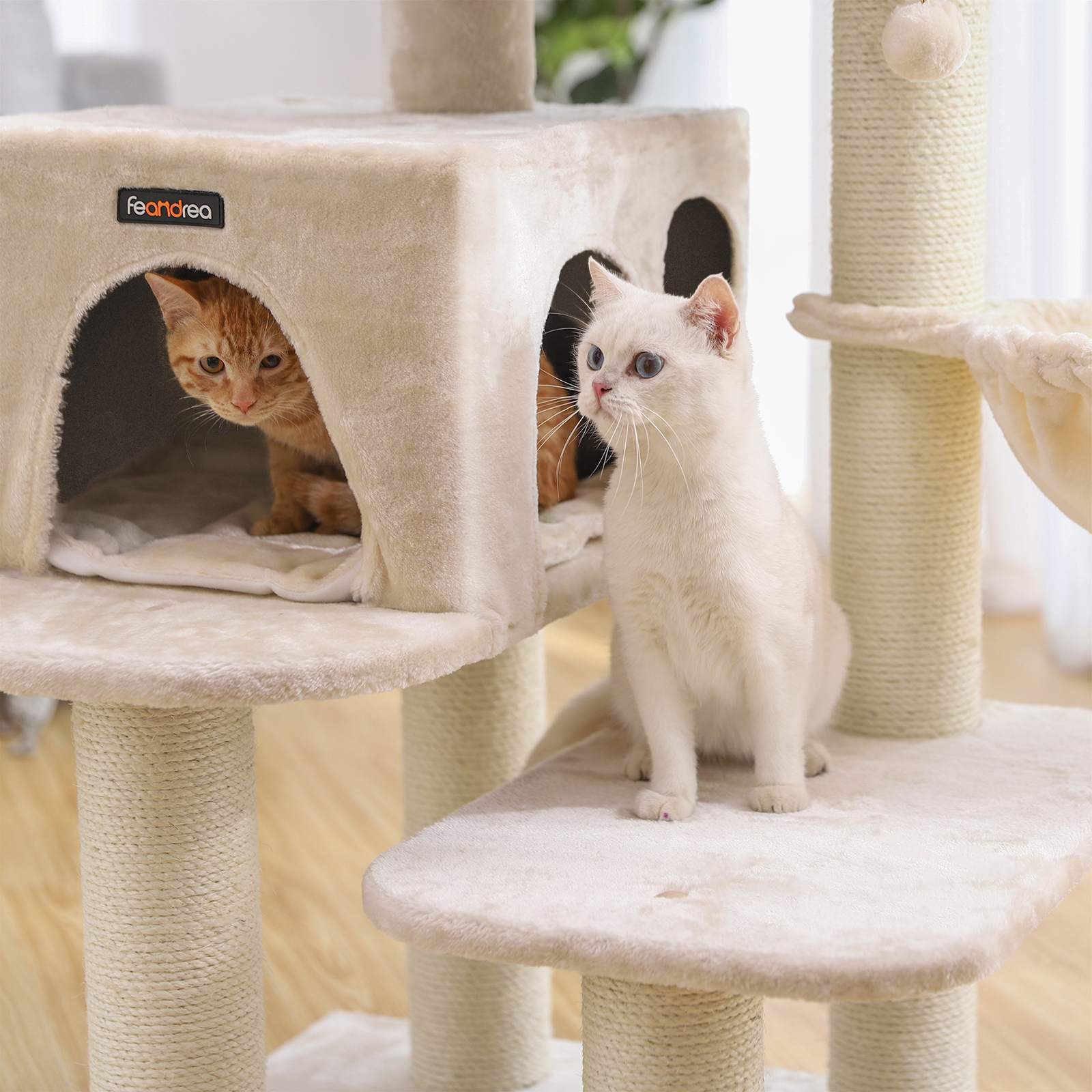 Scratching Post - klättringsträd - med plattform, hängmatta och grotta - grädde
