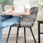 Matsalstol - Velvet Kitchen Chair - Med armstöd och metallben - Grå