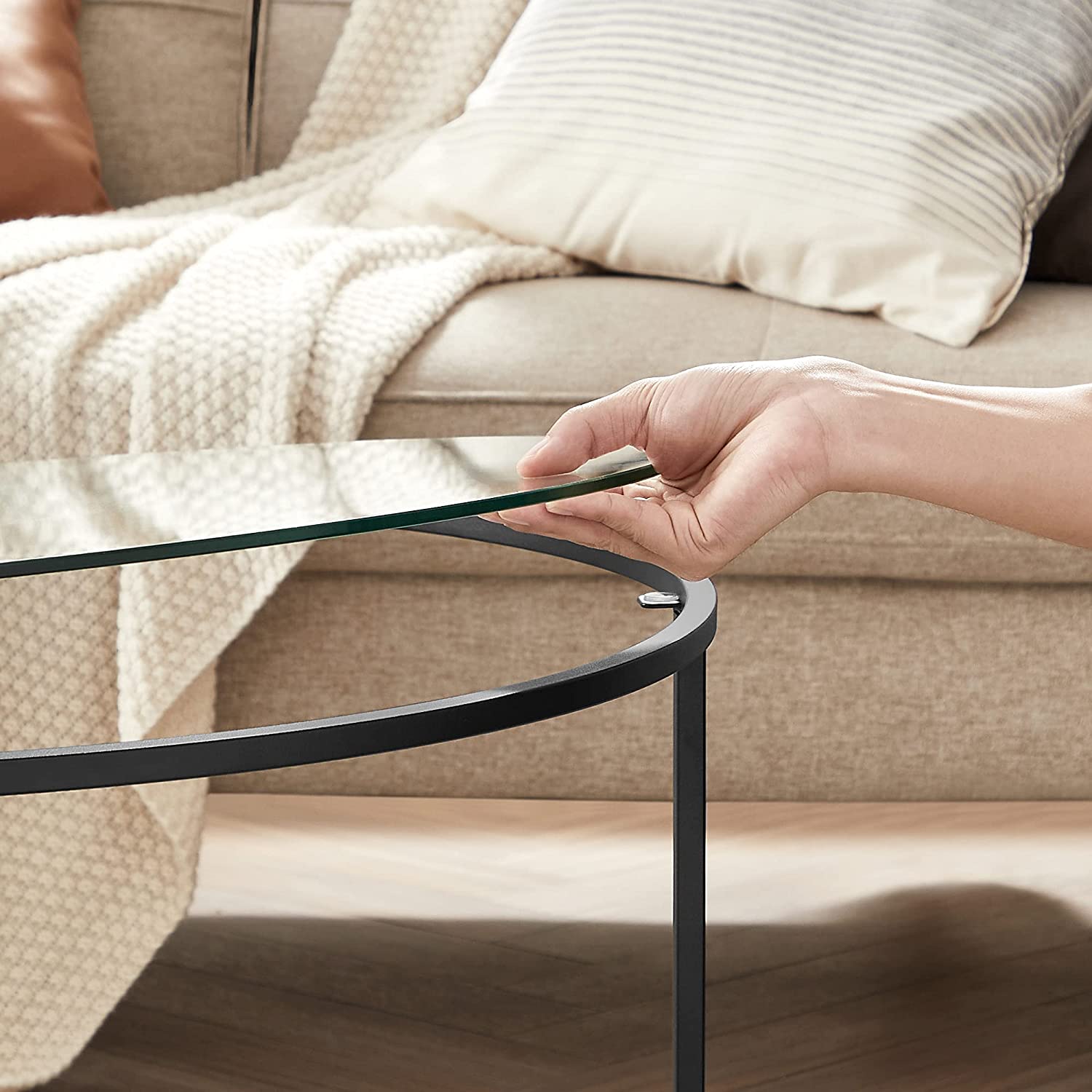 Soffbord - rund soffbord - sidobord med glas topp - svart