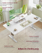 Skrivbord – Justerbart i höjdled – Monitorstativ och USB – Arbetsplats