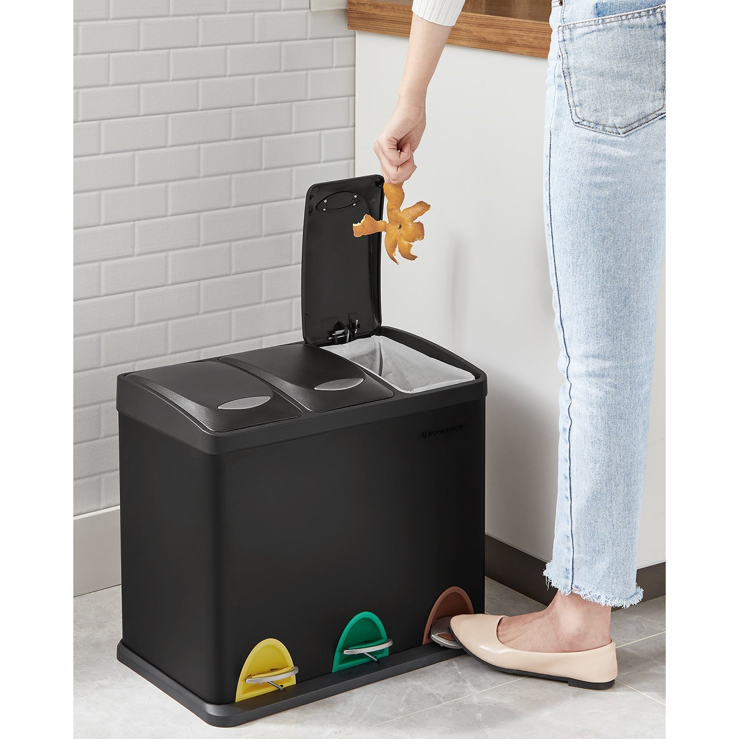 Avfallsbask - Pedal Bin for Kitchen - Waste Separation - 24 L - Svart
