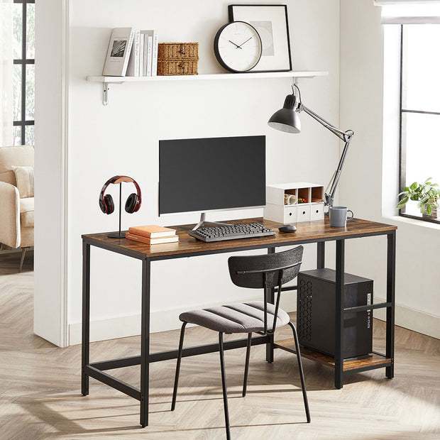 Datorbord – Skrivbord med 2 hyllplan – Stålstomme – Brun/Svart