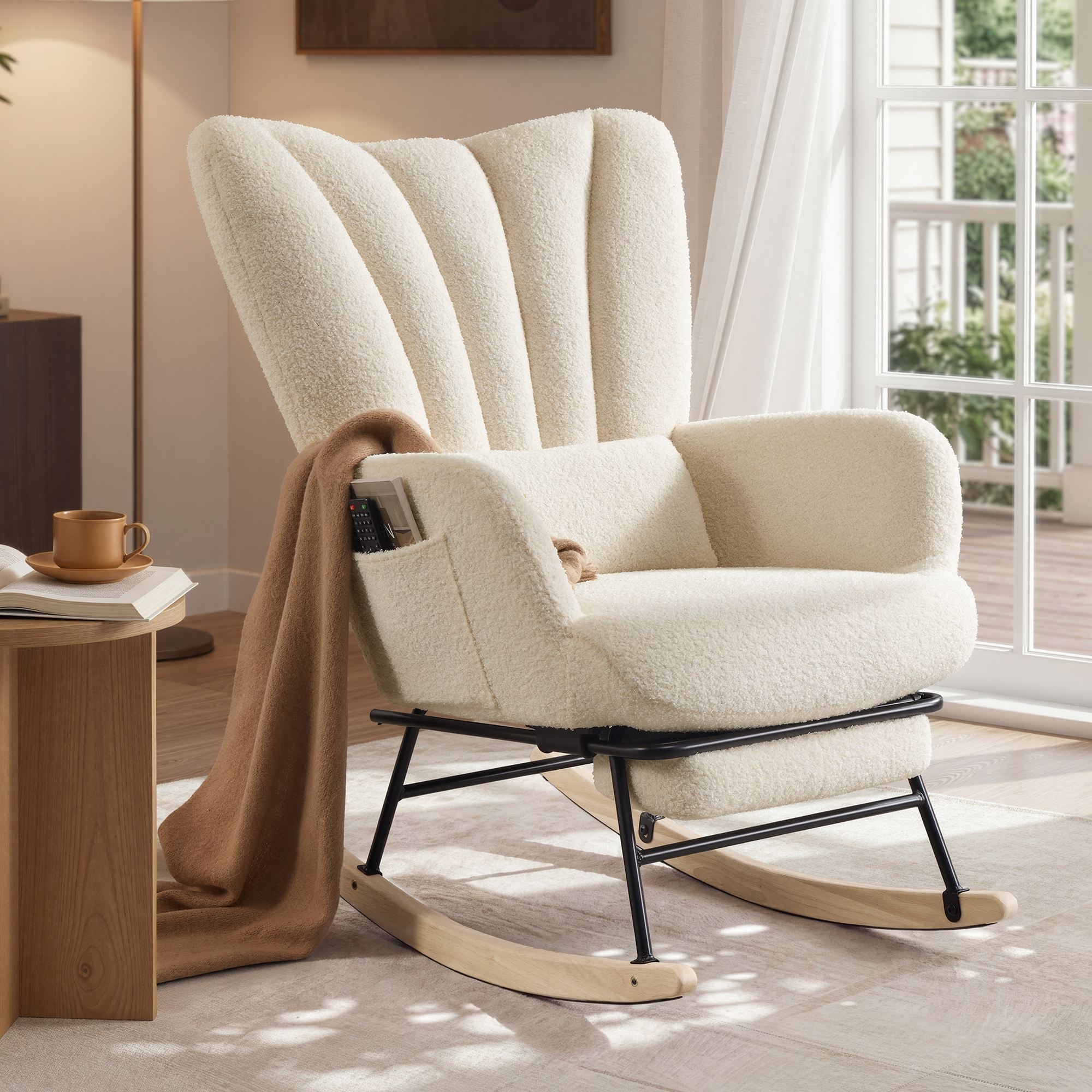 Schommelstoel - Met Uitschuifbare Voetensteun - Fleece - Houten Poten - Crèmewit
