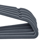 Uppsättning av 100 sammethängare - ljusgrå