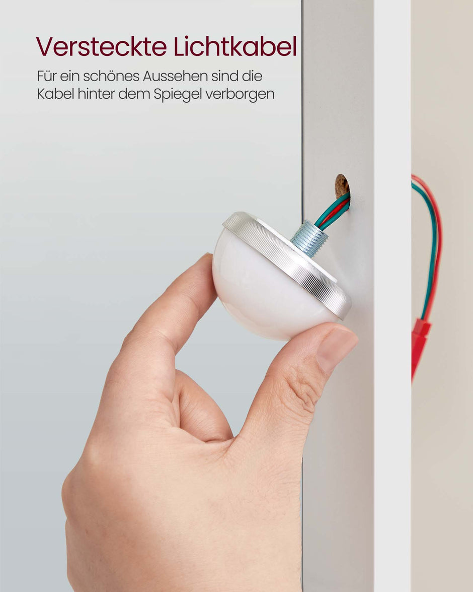 Sminkbord med modern vit LED-belysning