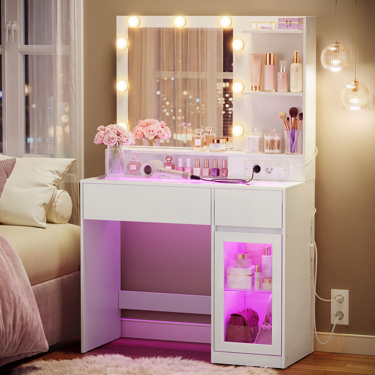 Kaptafel met Spiegel – RGB LED – 3 Lichtkleuren – Stopcontacten – Lades en Glazen Kastje – 80 cm – Wit