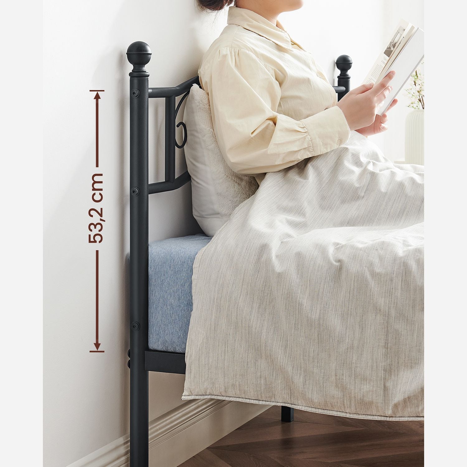 Double Bed - Metal Bed Frame - 140 x 200 cm - Svart