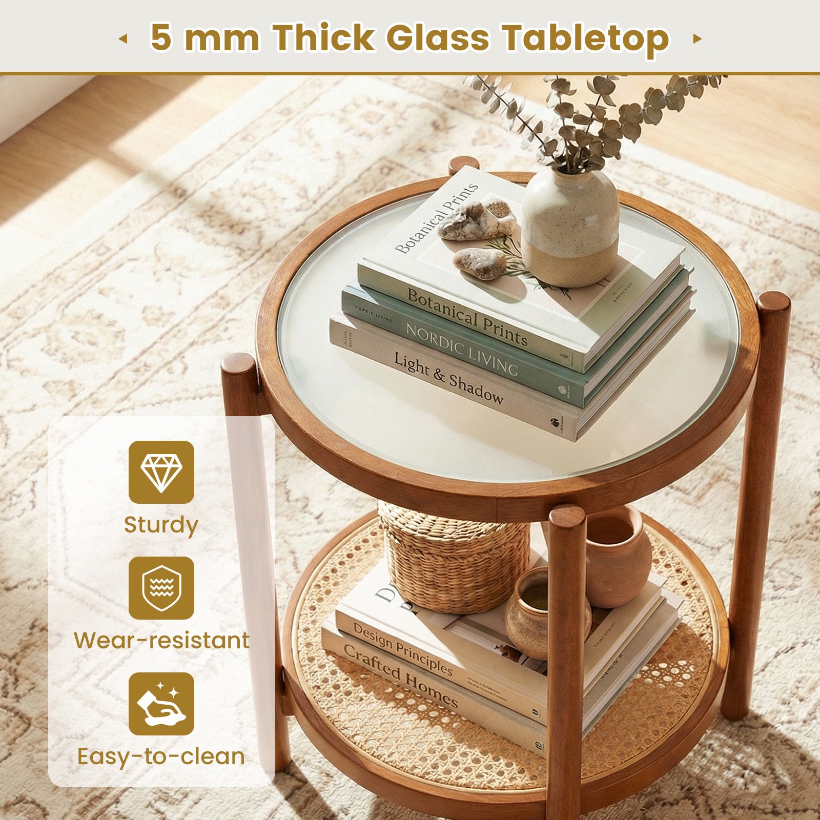 Soffbord – i boho stil med glasplatta och rottinghylla, sidobord – 47,5 x 47,5 x 58 cm