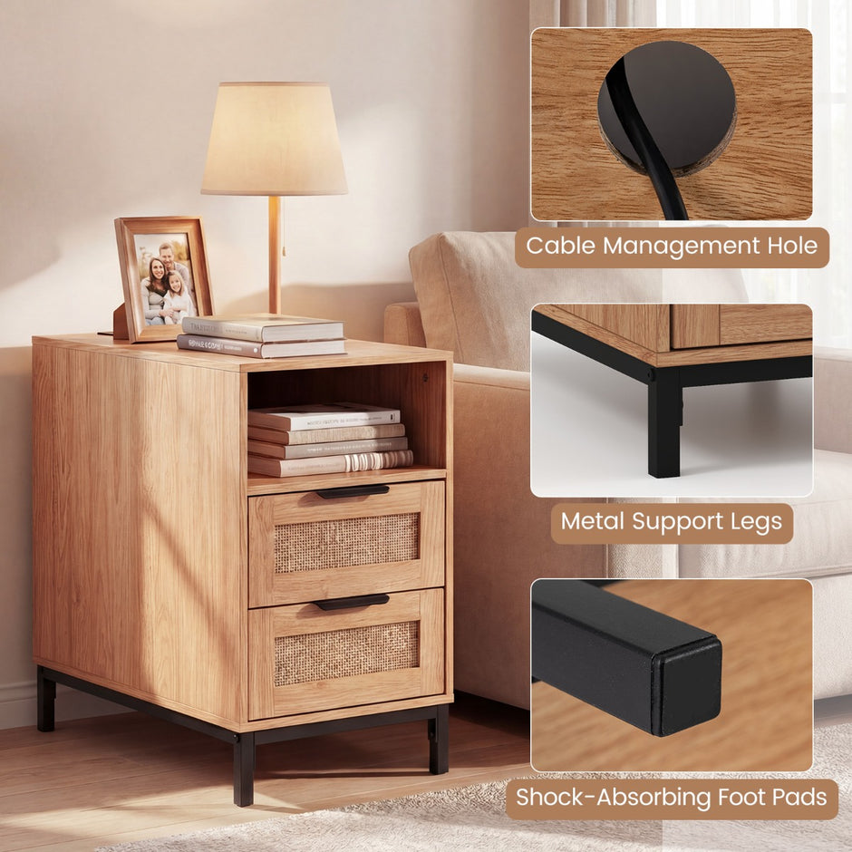 Sidobord – med laddstation och lådor, nattduksbord i rotting trä, soffbord, – 2 . – Natur